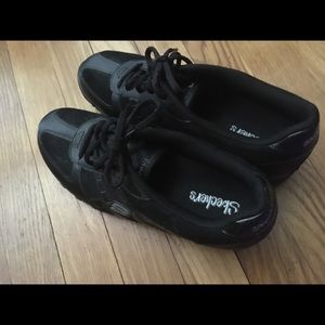 Never worn Skechers